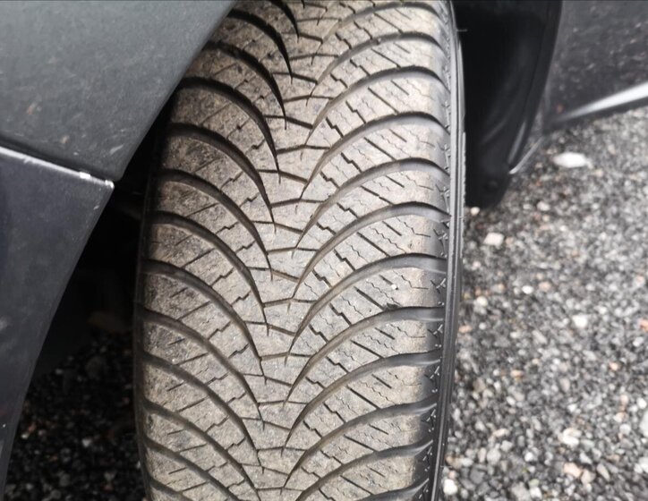 Peugeot 207 Hatchback 1,4 l 54 kw