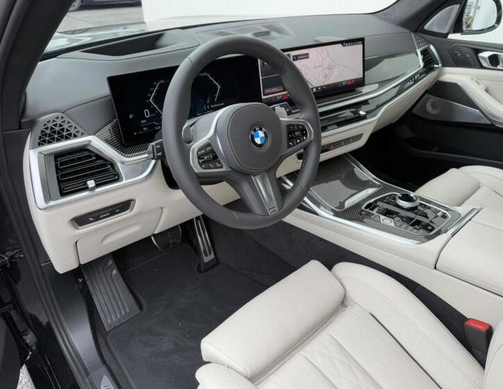 BMW X7 4