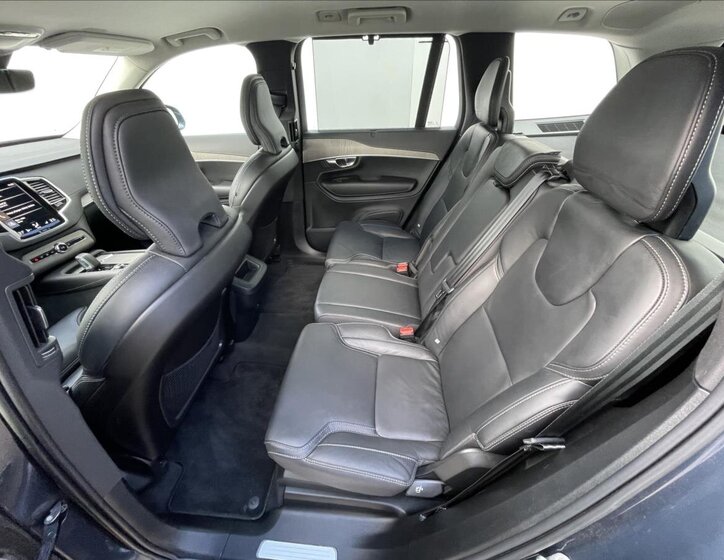 Volvo XC90 SUV 2,0 l 173 kw