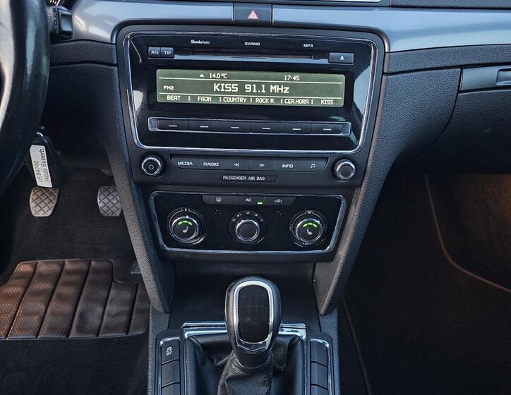 Škoda Superb Kombi 1,4 l 92 kw