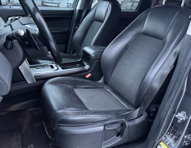 Land Rover Discovery Sport 15