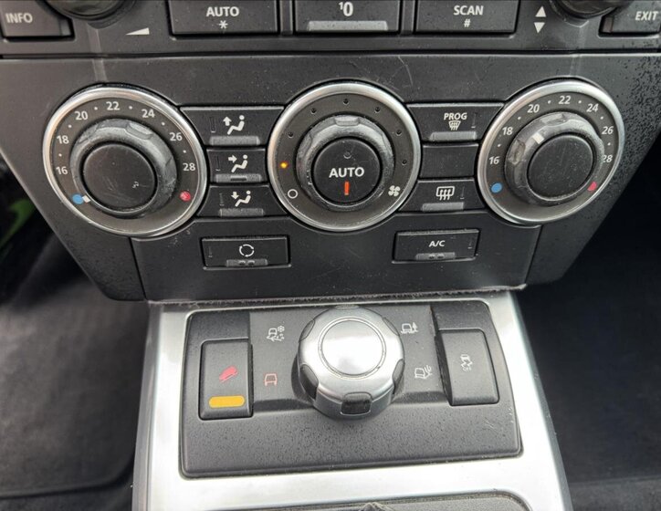 Land Rover Freelander SUV / Terénní 2,2 l 140 kw