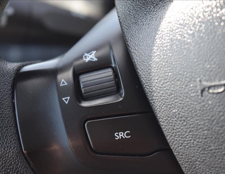 Peugeot 208 Hatchback 1,4 l 50 kw