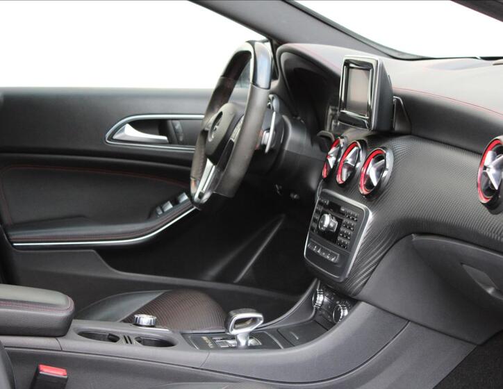 Mercedes-Benz Třídy A 32