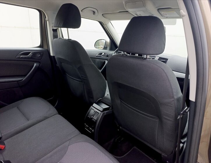 Škoda Yeti SUV / Terénní 1,6 l 77 kw