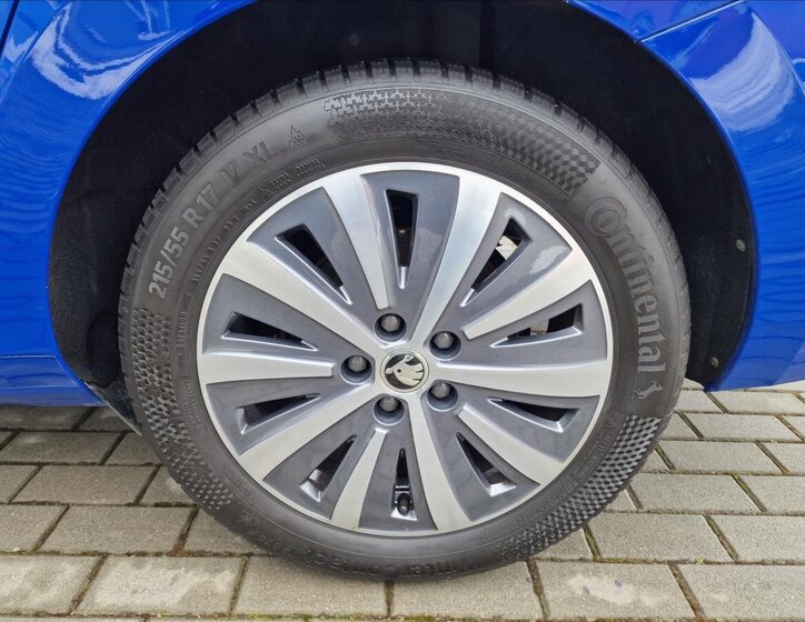 Škoda Superb Kombi 1,5 l 110 kw