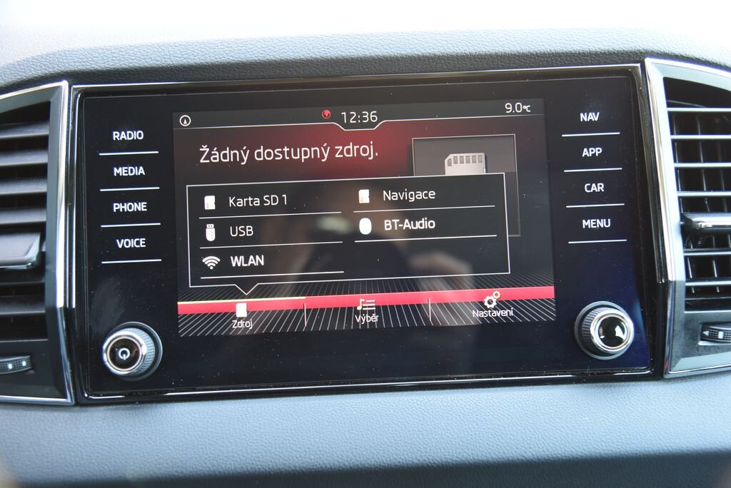 Škoda Karoq SUV / Terénní 1,5 l 110 kw