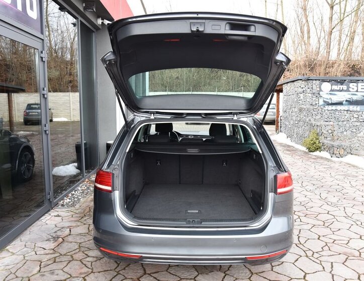 Volkswagen Passat Kombi 2,0 l 110 kw