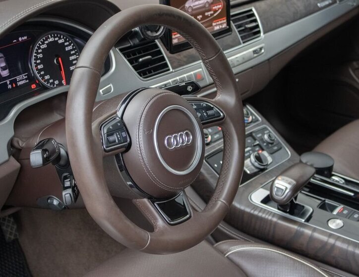 Audi A8 Sedan 3,0 l 184 kw