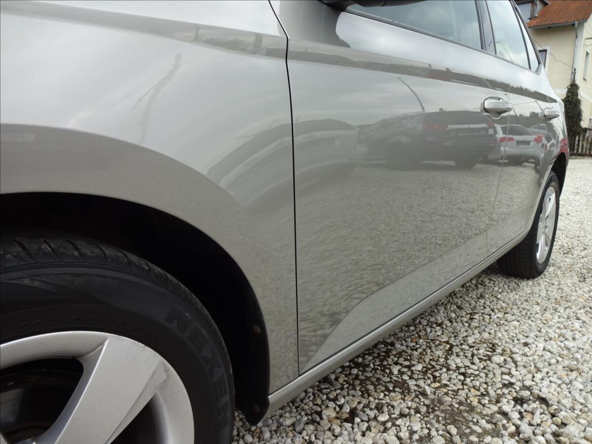 Škoda Fabia Hatchback 999,0 70 kw