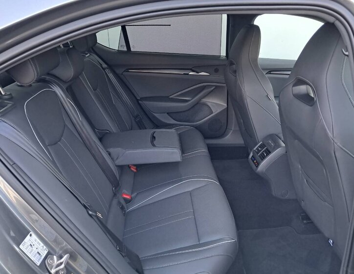 Škoda Superb Liftback 2,0 l 142 kw