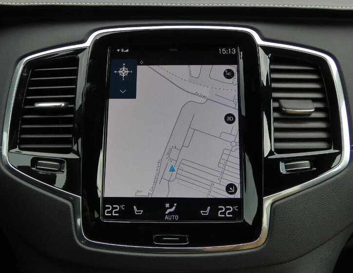 Volvo XC90 SUV / Terénní 2,0 l 220 kw