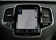 Volvo XC90 SUV / Terénní 2,0 l 220 kw