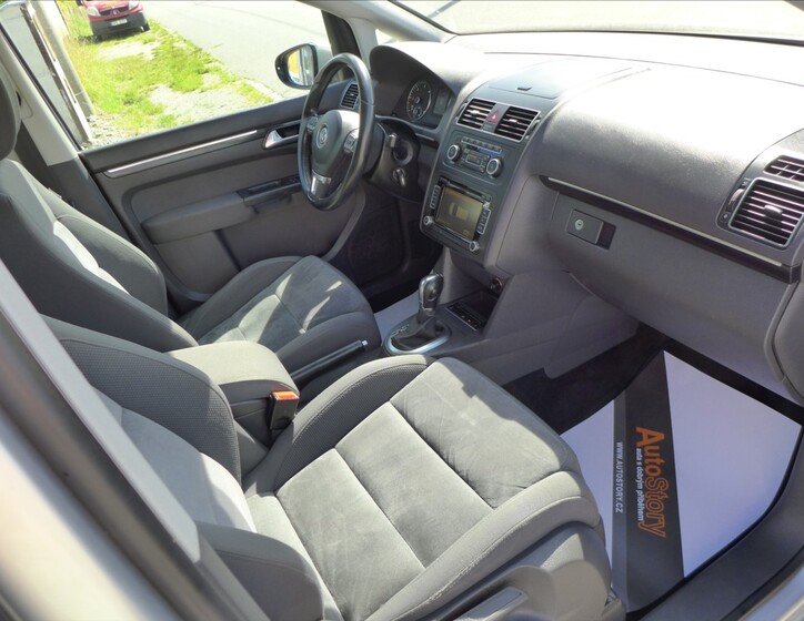 Volkswagen Touran 37