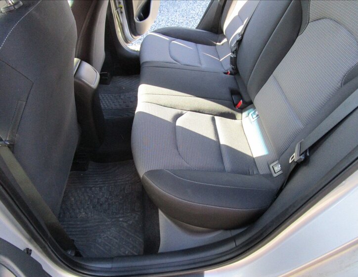 Hyundai i30 Kombi 1,6 l 81 kw