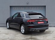 Audi Q8 7
