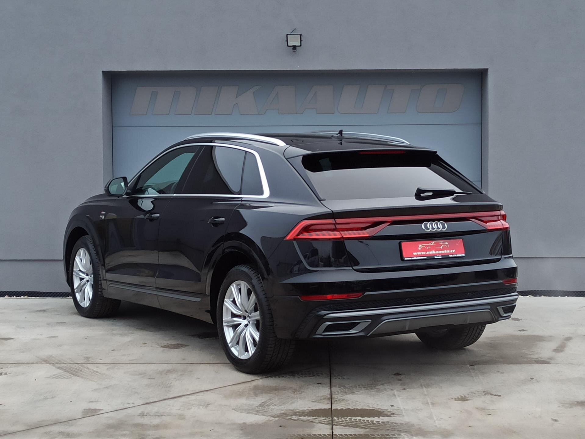 Audi Q8