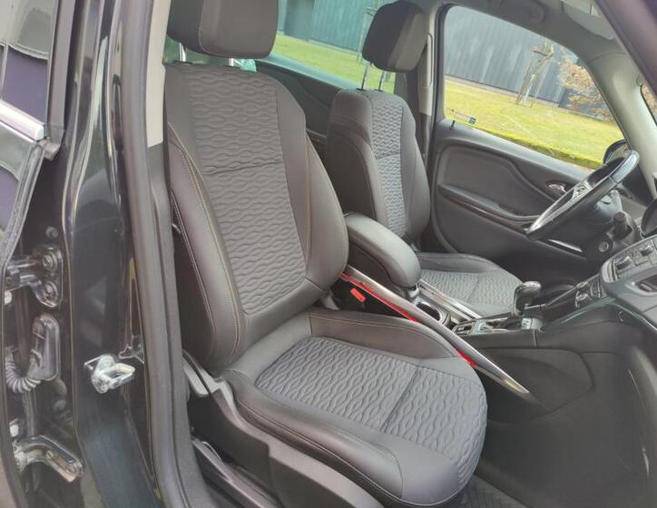 Opel Zafira 21