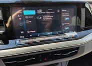 Volkswagen Multivan 14