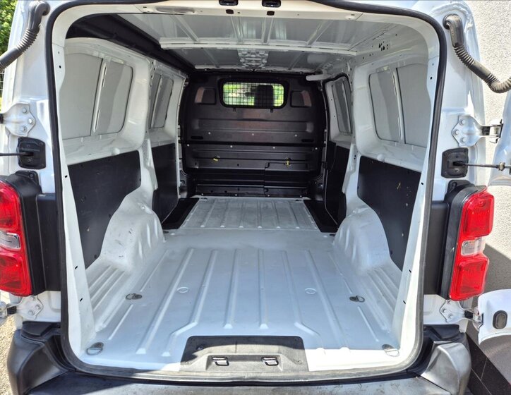 Toyota ProAce Skříň 2,0 l 90 kw