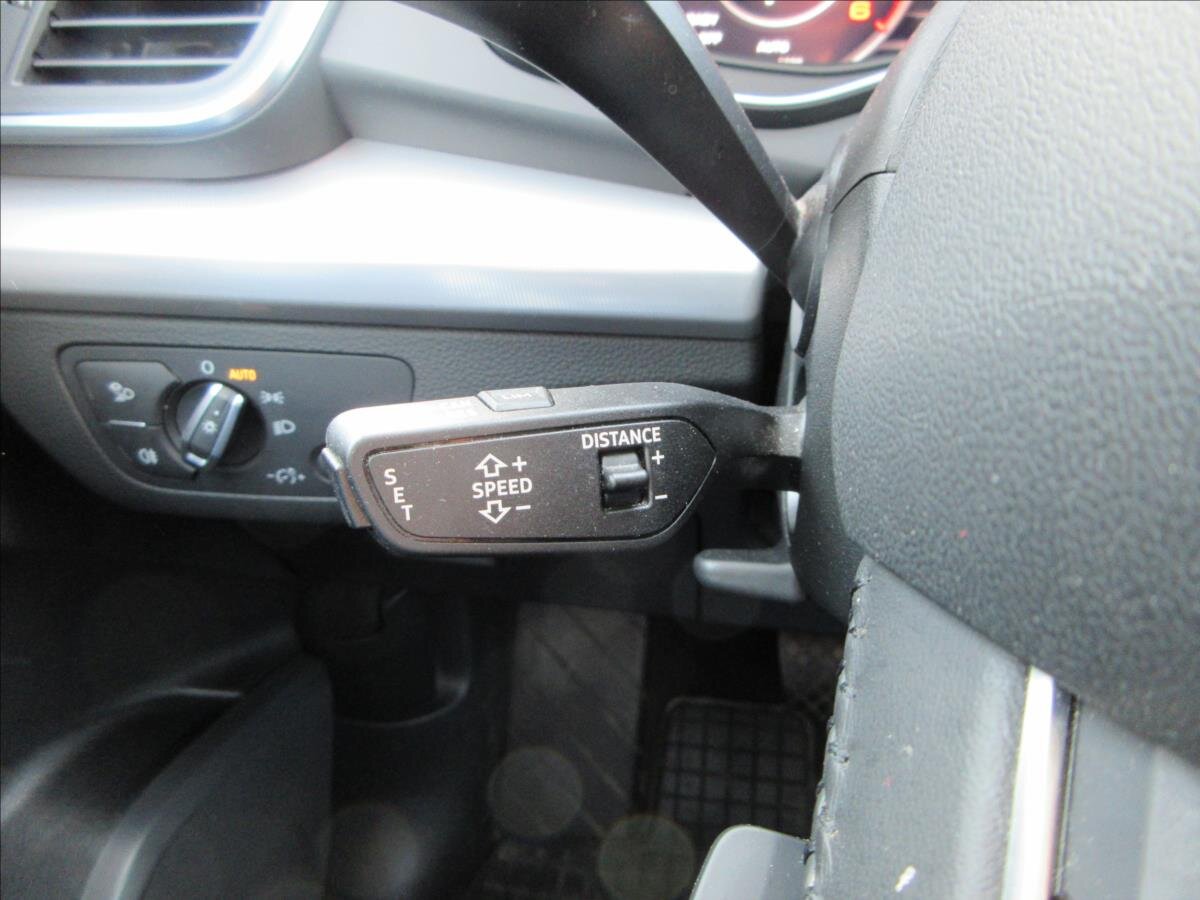 Audi Q5 SUV / Terénní 2,0 l 140 kw