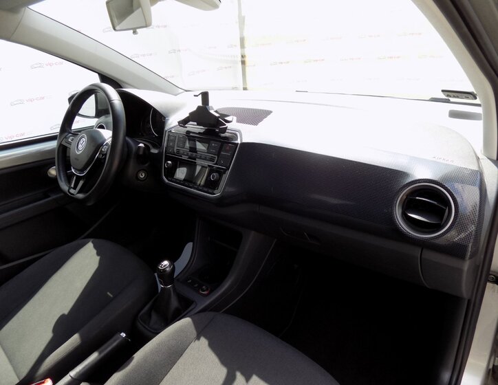 Volkswagen up! 15