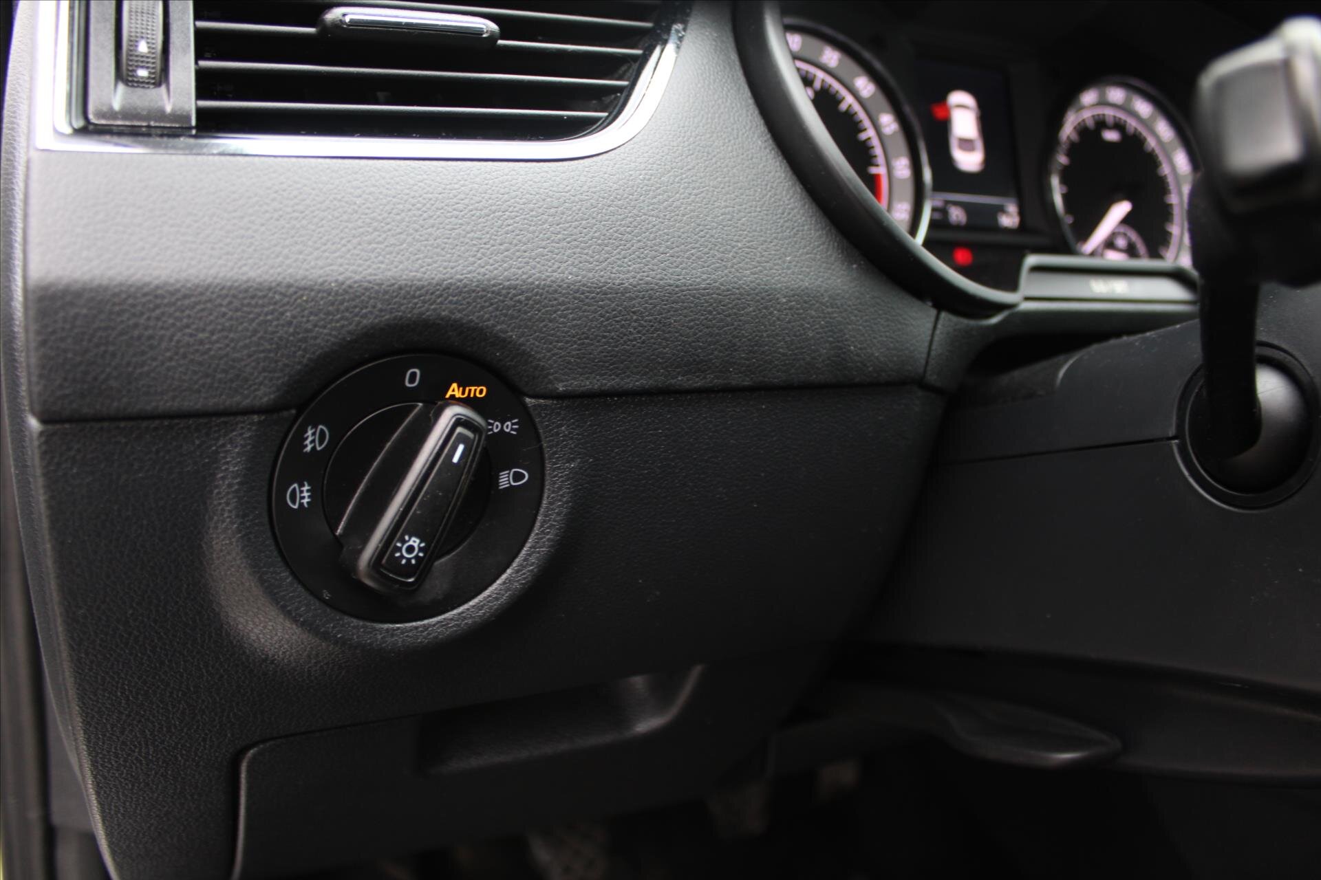 Škoda Octavia Liftback 1,6 l 85 kw