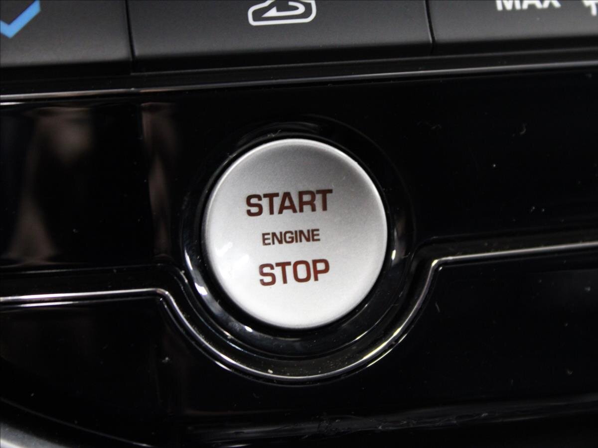 Jaguar XF Kombi 2,0 l 132 kw