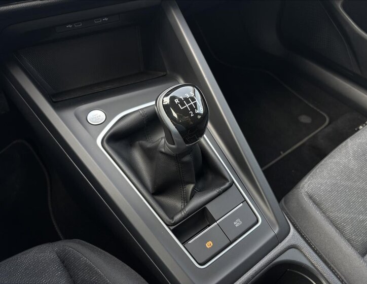 Volkswagen Golf Kombi 1,5 l 96 kw