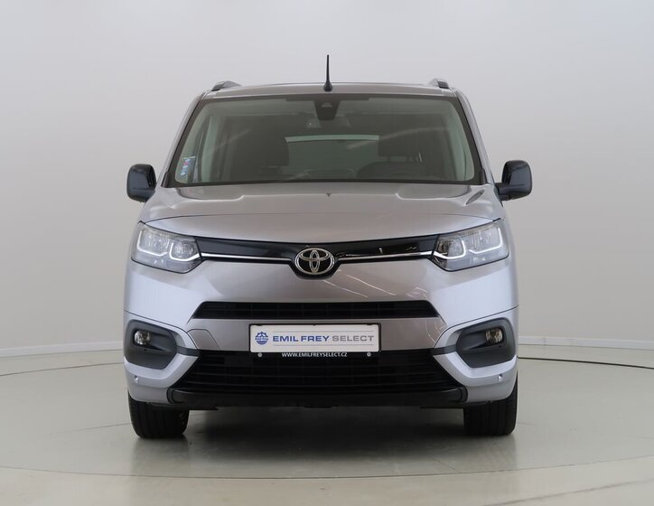 Toyota ProAce Kombi 1,5 l 96 kw