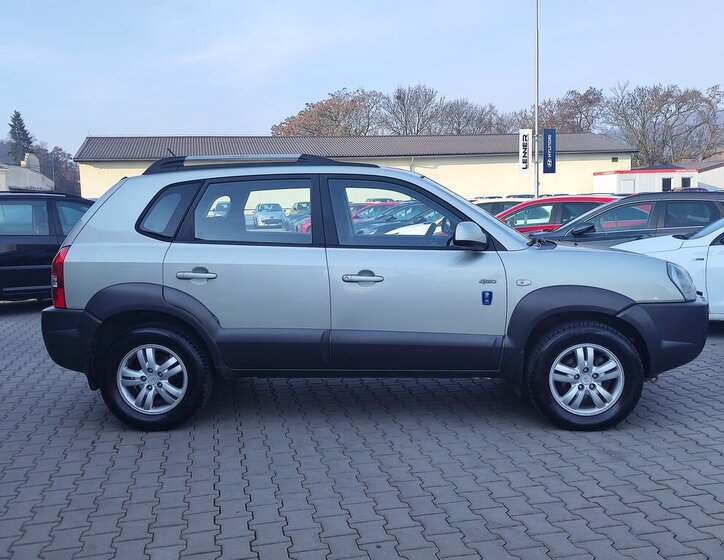 Hyundai Tucson SUV / Terénní 2,0 l 103 kw