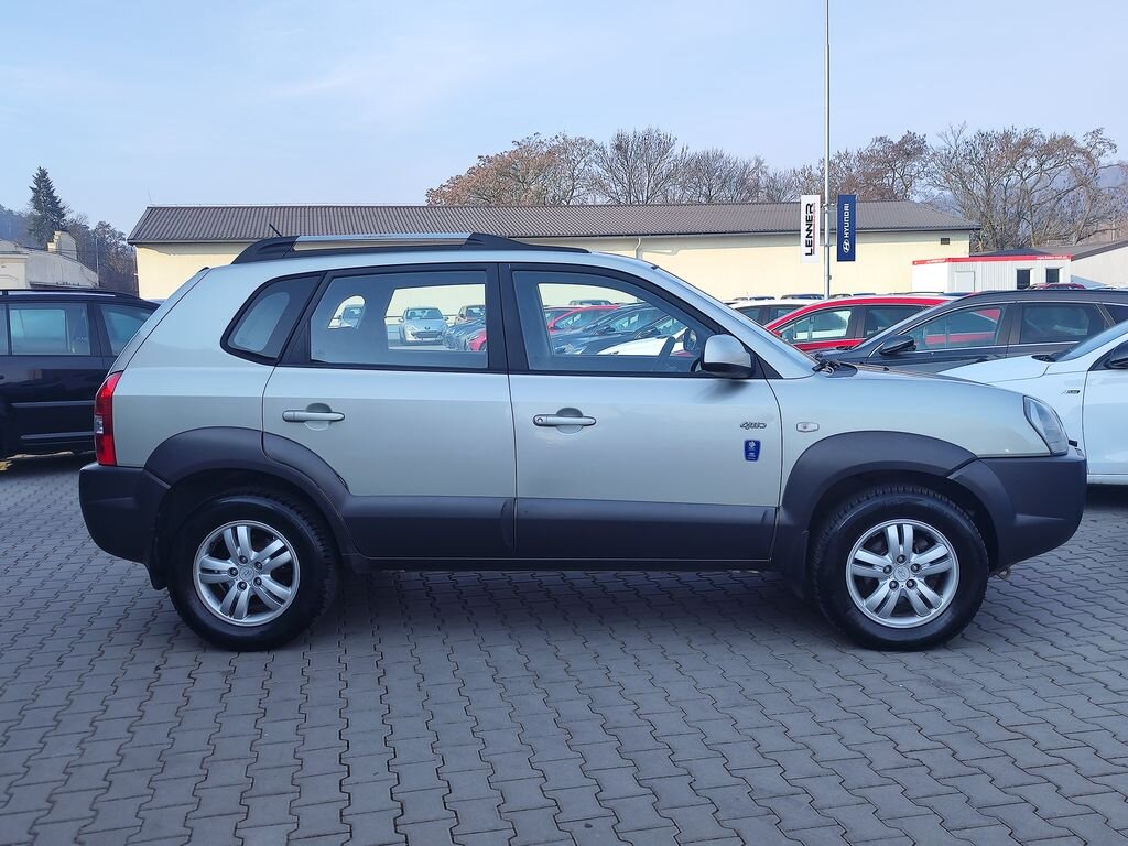 Hyundai Tucson SUV / Terénní 2,0 l 103 kw