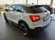 Audi Q2 7