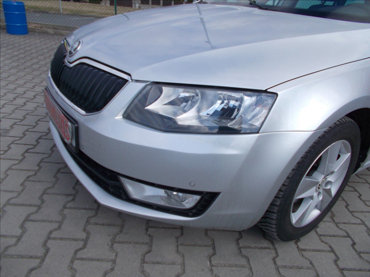 Škoda Octavia Kombi 1,6 l 77 kw