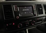 Volkswagen Transporter 22