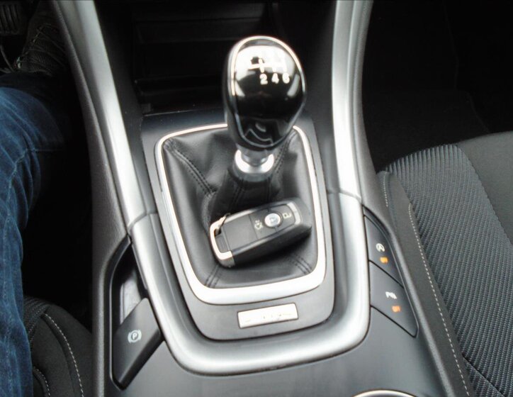 Ford Mondeo Kombi 2,0 l 110 kw