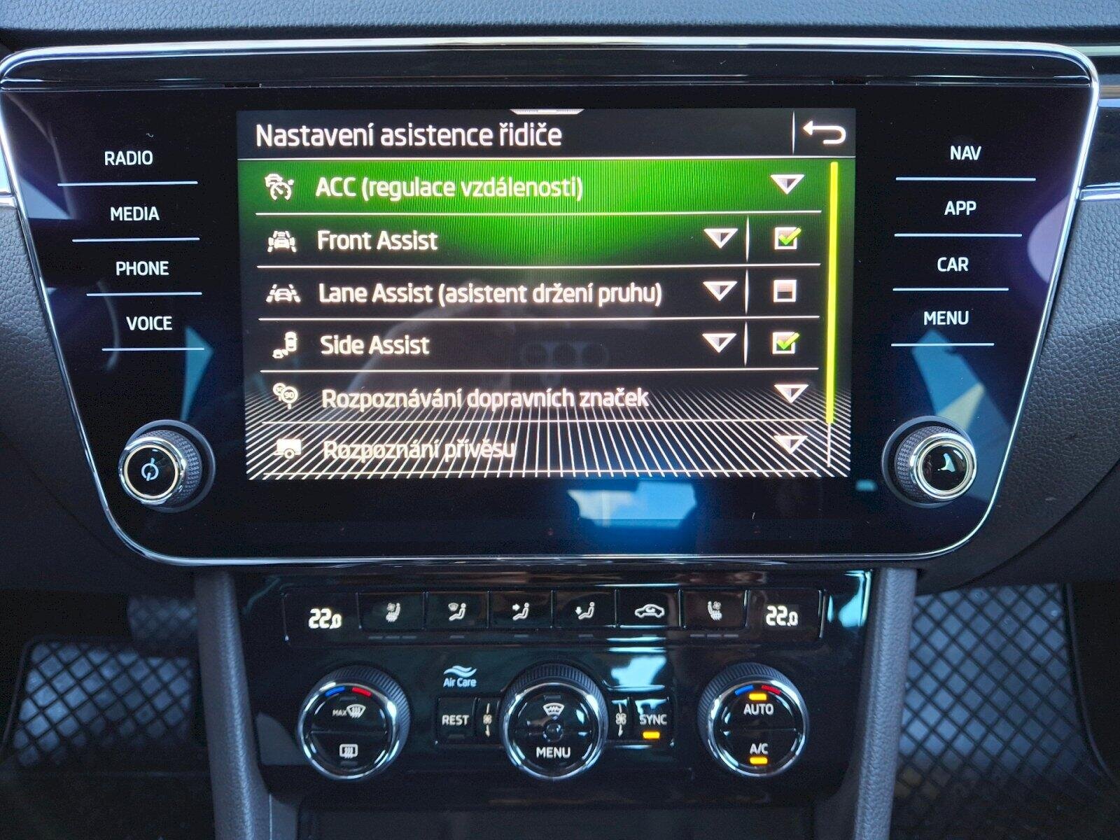 Škoda Superb Sedan / Limuzína 2,0 l 110 kw