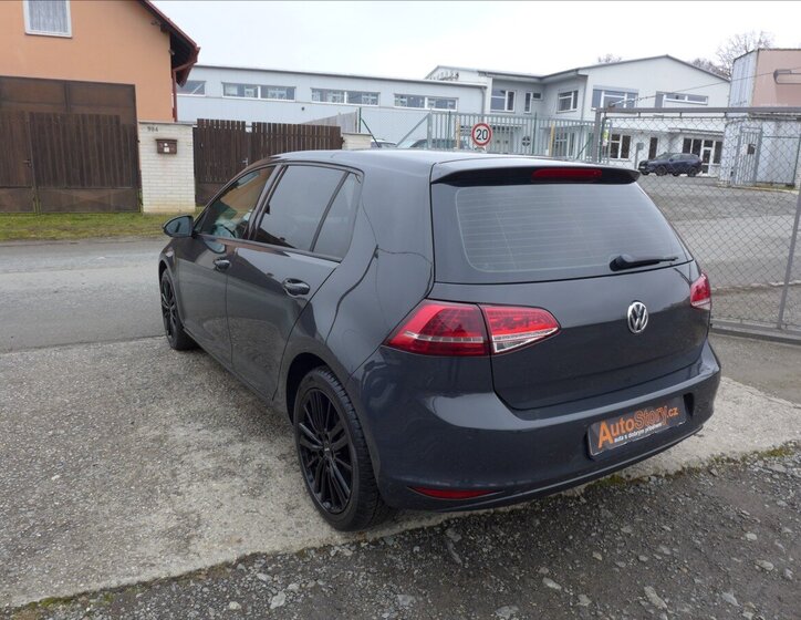 Volkswagen Golf Hatchback 1,2 l 63 kw