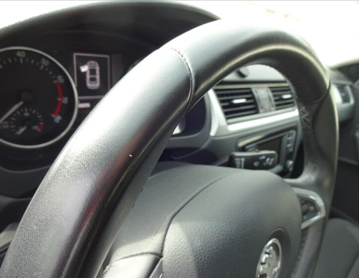 Škoda Rapid Sedan / Limuzína 1,2 l 66 kw