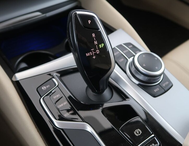 BMW Řada 5 Kombi 2,0 l 140 kw