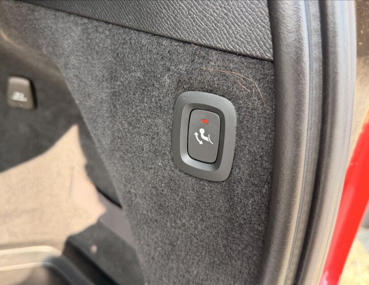 Volvo XC90 SUV / Terénní 2,0 l 173 kw