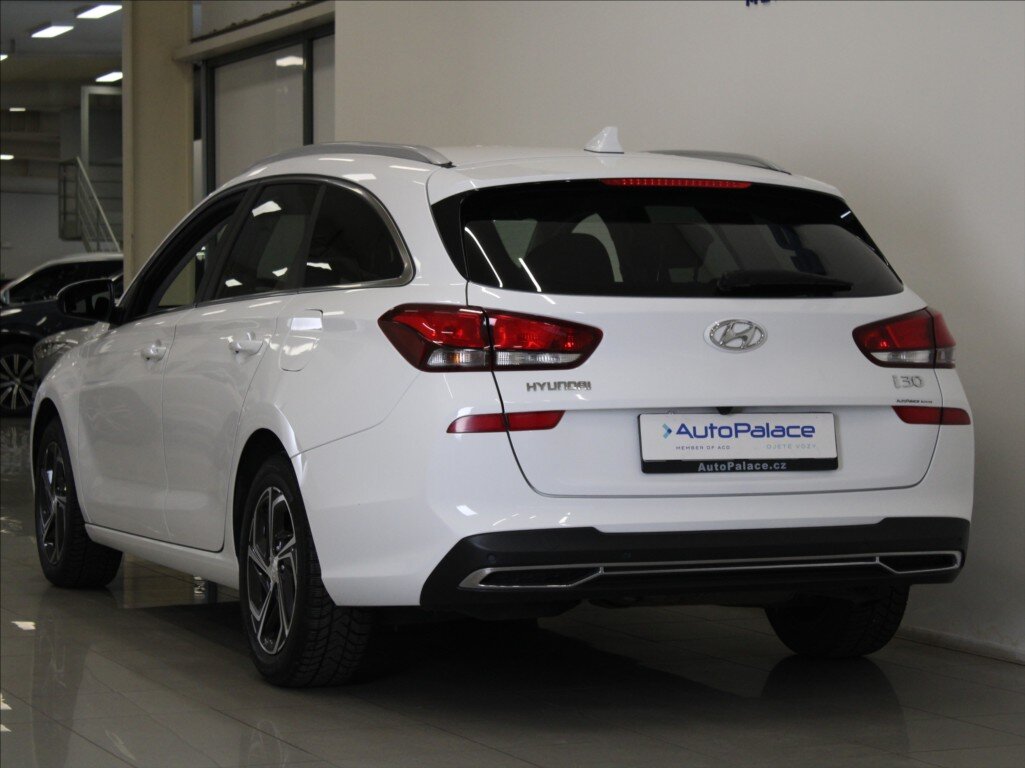 Hyundai i30 Kombi 1,6 l 85 kw