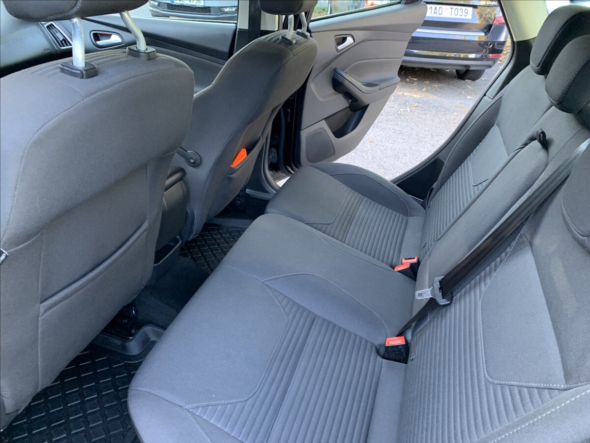 Ford Focus Kombi 1,5 l 88 kw