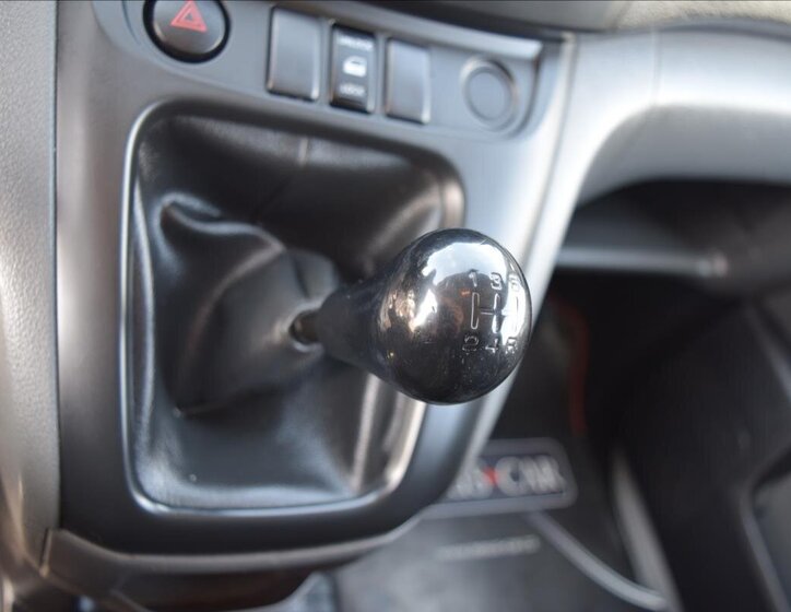 Nissan NV200 MPV 1,6 l 81 kw