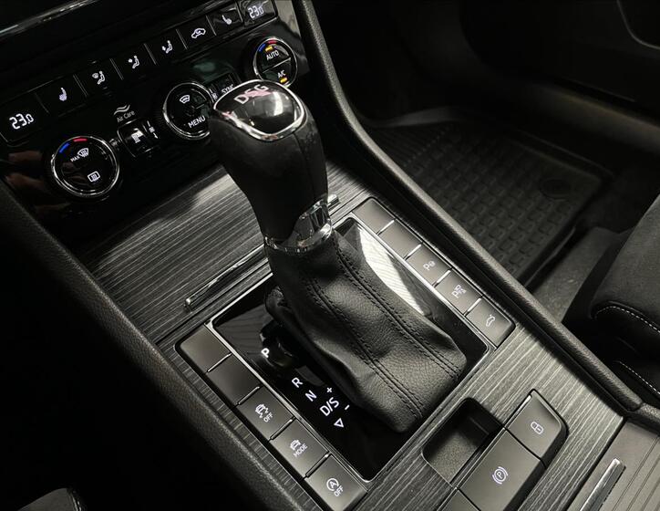 Škoda Superb 17
