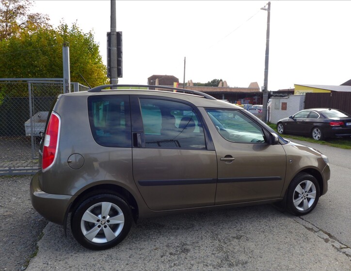 Škoda Roomster 5