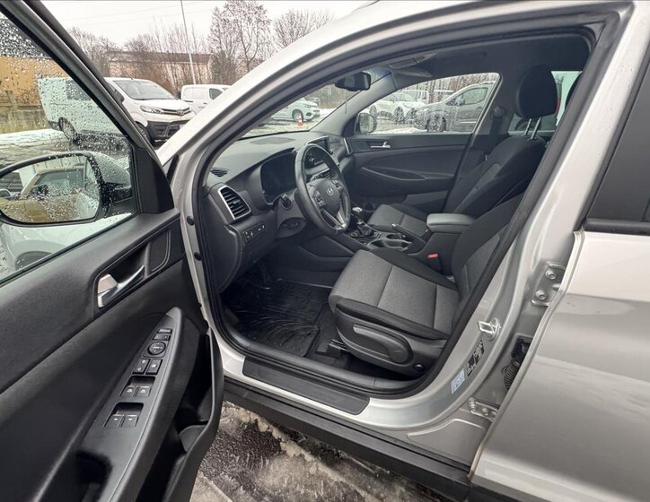 Hyundai Tucson SUV 1,6 l 97 kw