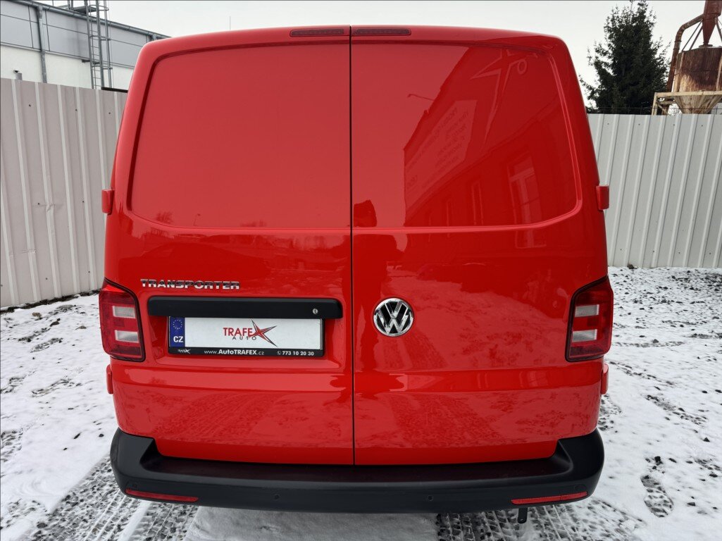 Volkswagen Transporter Skříň 2,0 l 110 kw