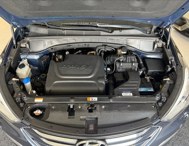 Hyundai Santa Fe SUV / Terénní 2,2 l 145 kw