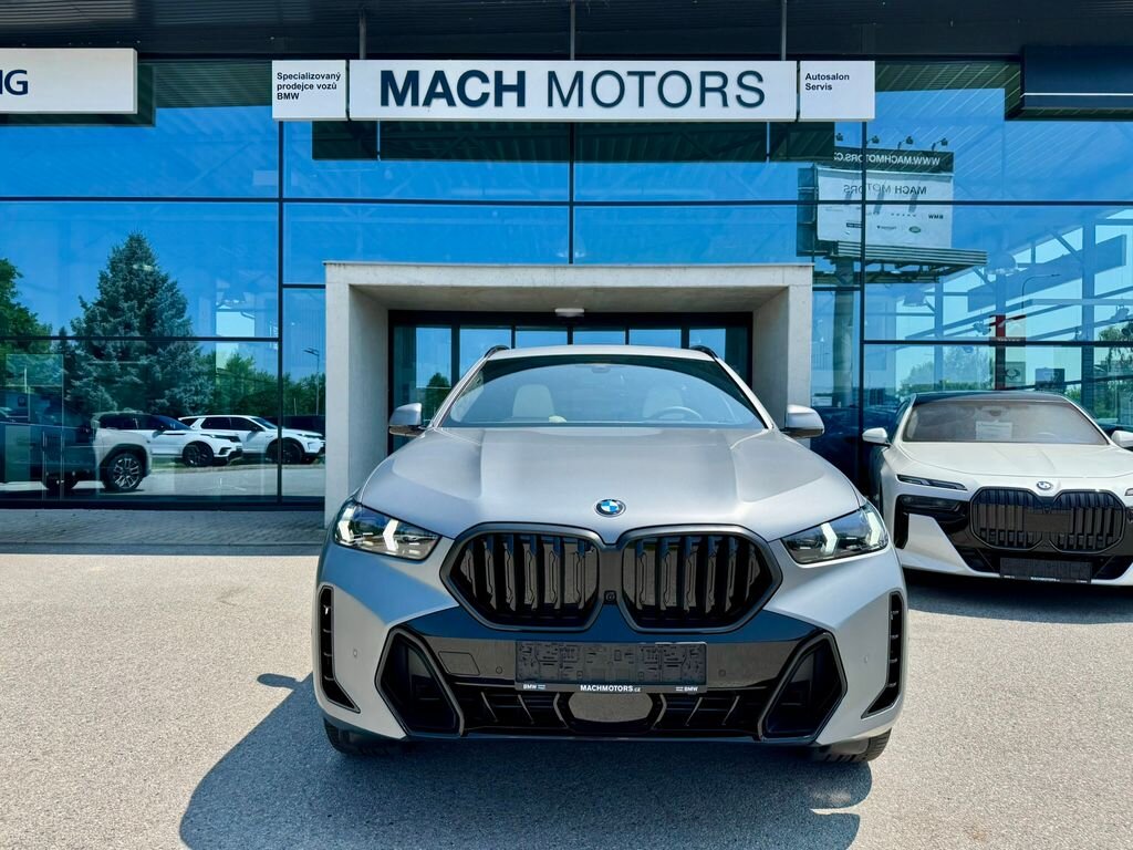 BMW X6 SUV / Terénní 4,4 l 210 kw
